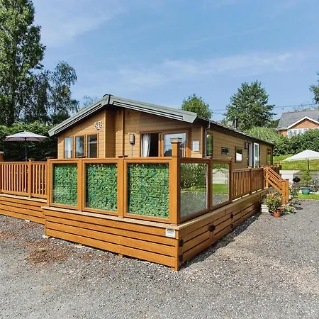 The Lodge Райд Экстерьер фото